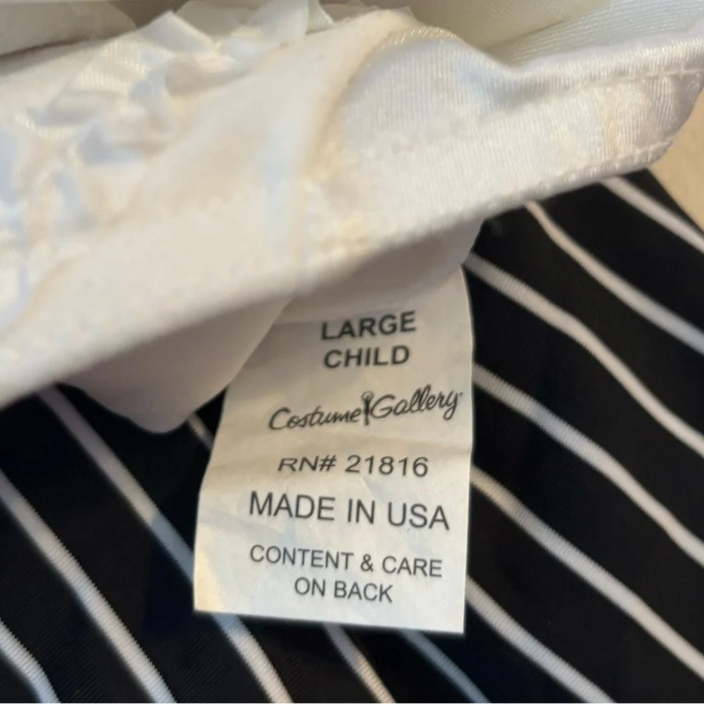 Costume Gallery fun striking